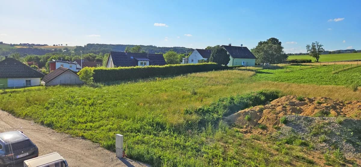Grundstück kaufen in Perg – 785 m², € 157.000