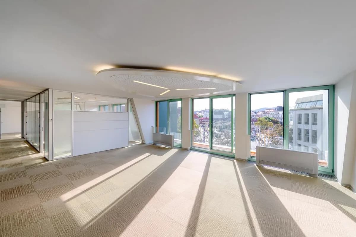 8-Zimmer-Gewerbeimmobilie mieten in Graz – 410 m², € 13