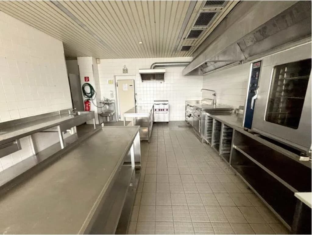 Gewerbeimmobilie mieten in Mödling – 197 m², € 2.075 – Bild 8 von 16