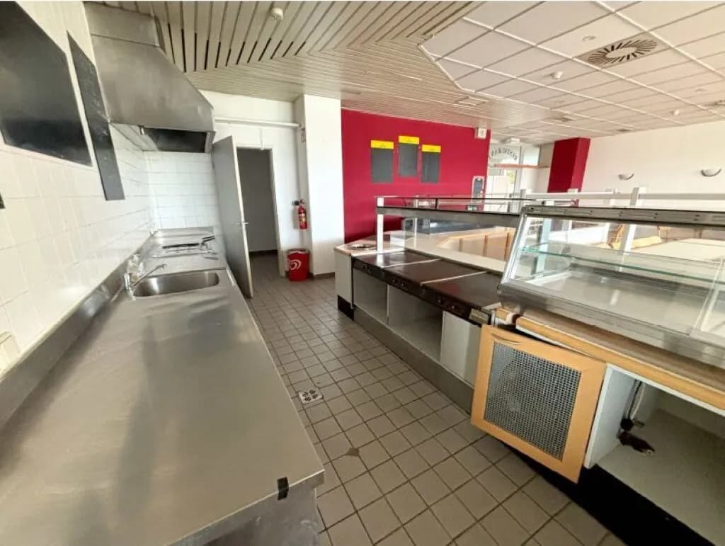 Gewerbeimmobilie mieten in Mödling – 197 m², € 2.075 – Bild 12 von 16