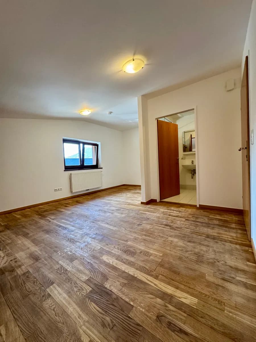 1-Zimmer-Wohnung mieten in Kitzbühel – 23 m², € 550 – Bild 2 von 7