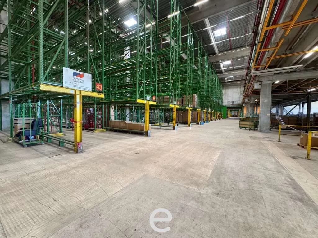 Gewerbeimmobilie mieten in Sankt Pölten – 5 476 m², € 5 – Bild 6 von 12