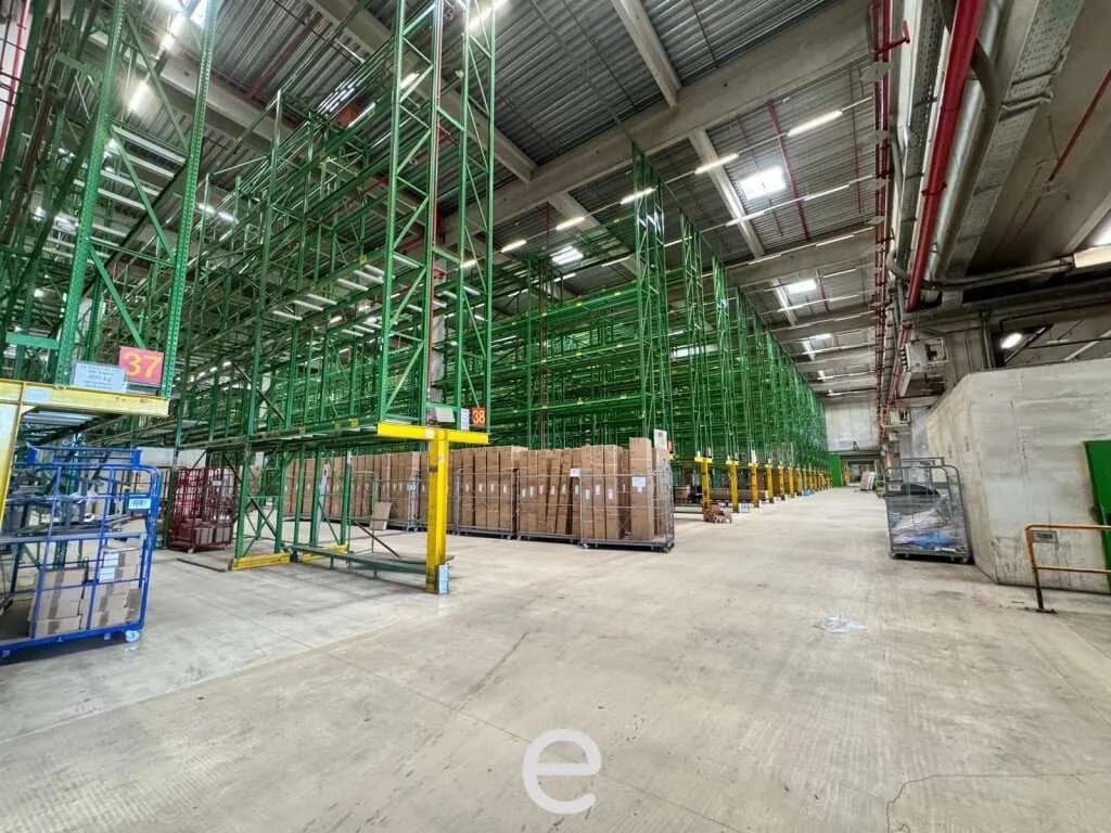 Gewerbeimmobilie mieten in Sankt Pölten – 5 476 m², € 5 – Bild 12 von 12