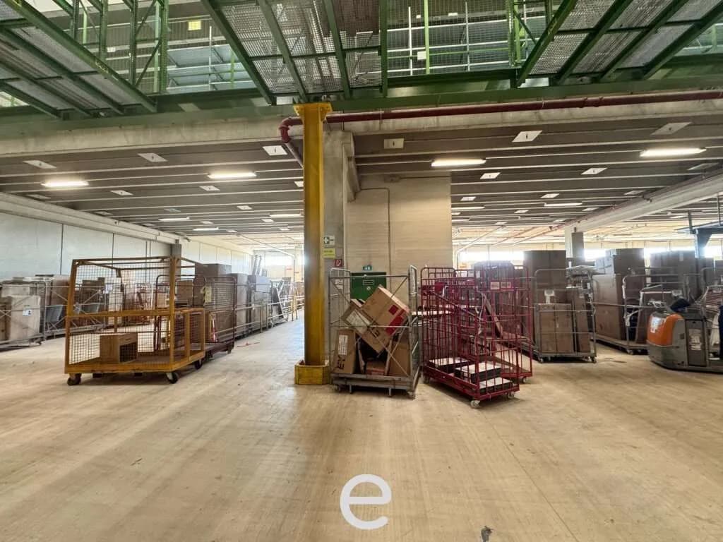 Gewerbeimmobilie mieten in Sankt Pölten – 2 248 m², € 5 – Bild 7 von 14