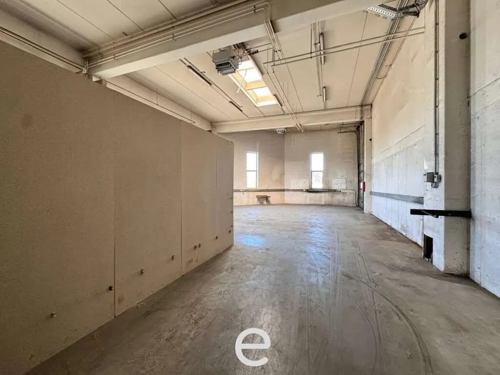 Gewerbeimmobilie mieten in Sankt Pölten – 3 917 m², € 2 – Bild 3 von 7