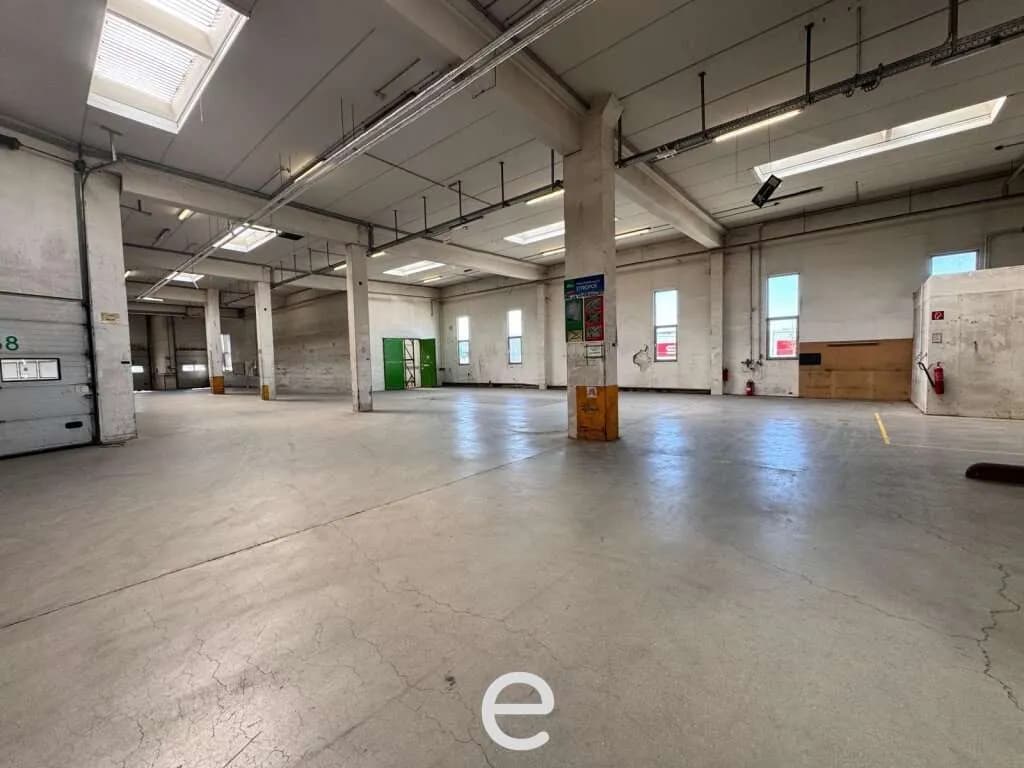 Gewerbeimmobilie mieten in Sankt Pölten – 3 917 m², € 2 – Bild 4 von 7