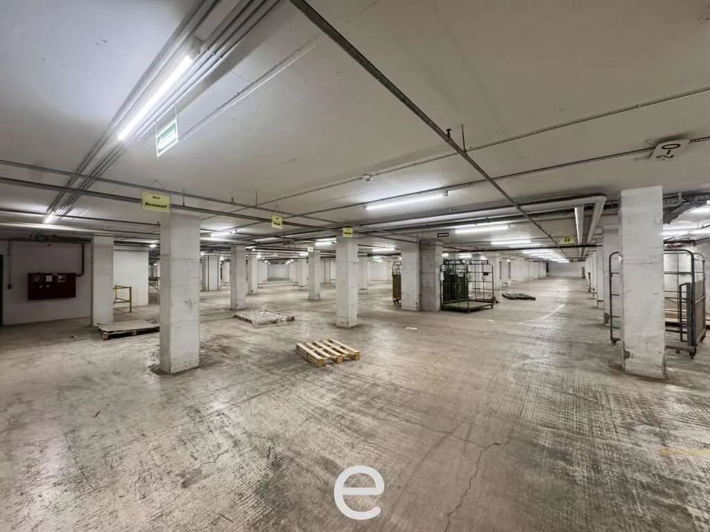 Gewerbeimmobilie mieten in Sankt Pölten – 4 089 m², € 2 – Bild 8 von 14