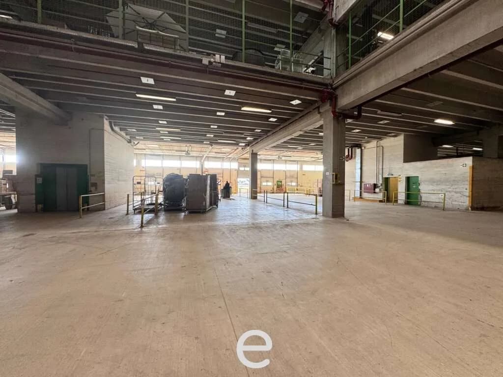 Gewerbeimmobilie mieten in Sankt Pölten – 4 395 m², € 5 – Bild 8 von 16