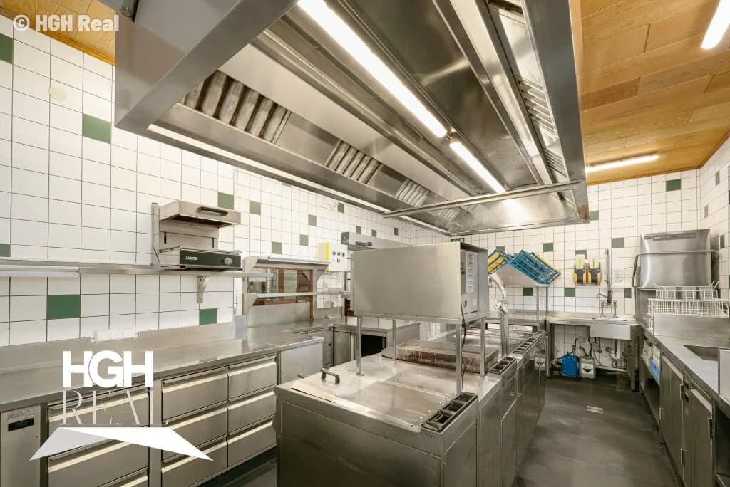 Gewerbeimmobilie kaufen in Hollabrunn – 1 300 m² – Bild 9 von 35