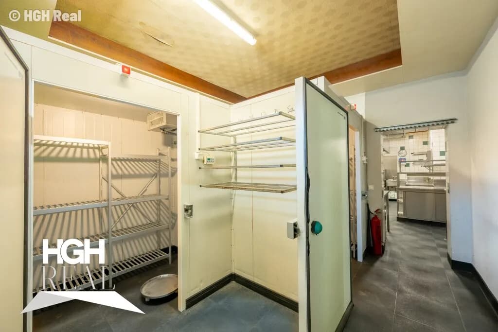 Gewerbeimmobilie kaufen in Hollabrunn – 1 300 m² – Bild 10 von 35