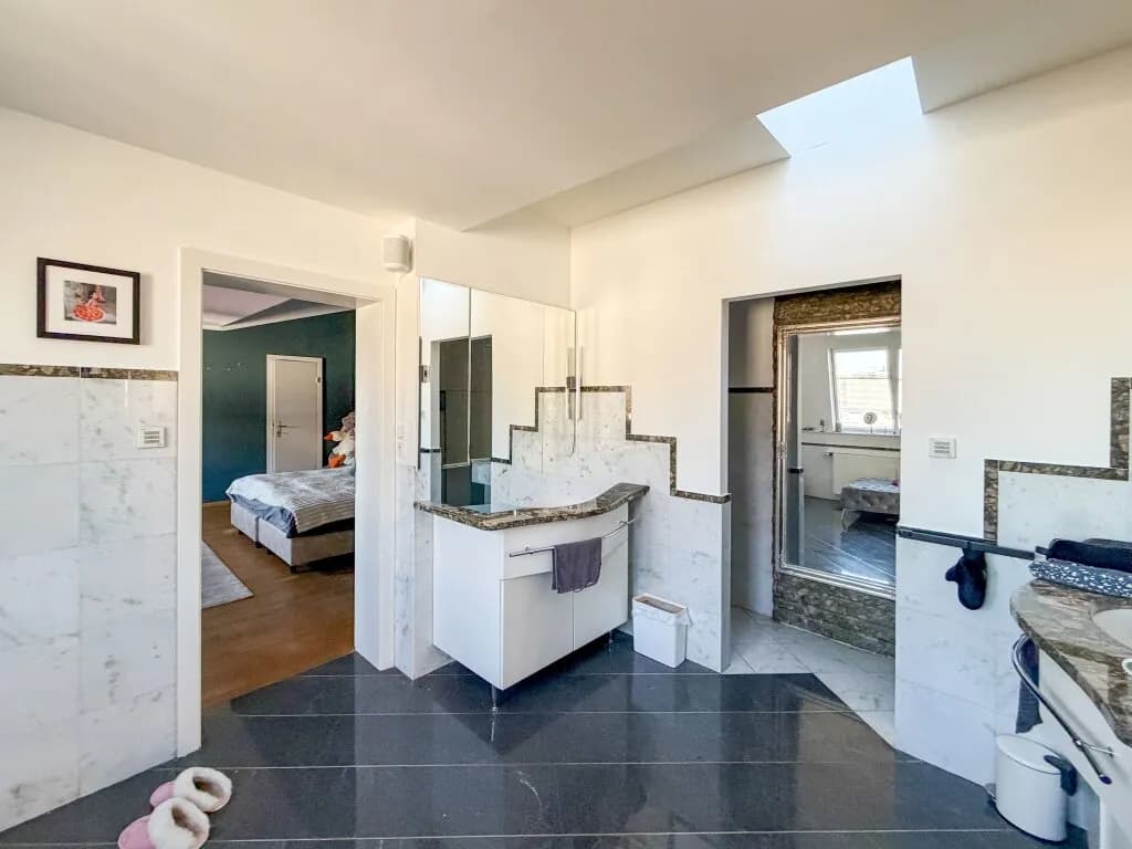 9-Zimmer-Wohnung mieten in Wien – 330 m², € 6.210 – Bild 16 von 47