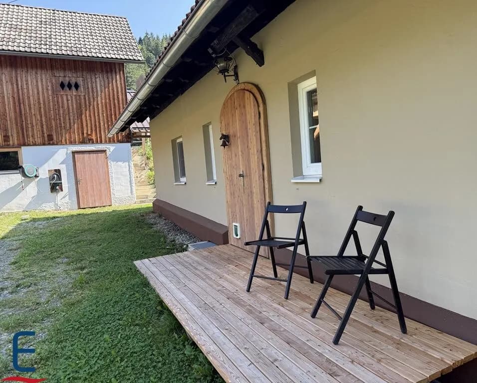 4-Zimmer-Immobilie kaufen in Feldkirchen – 139 m², € 789.000 – Bild 1 von 42