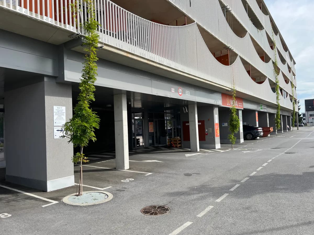 Gewerbeimmobilie mieten in Graz – 118 m², € 12
