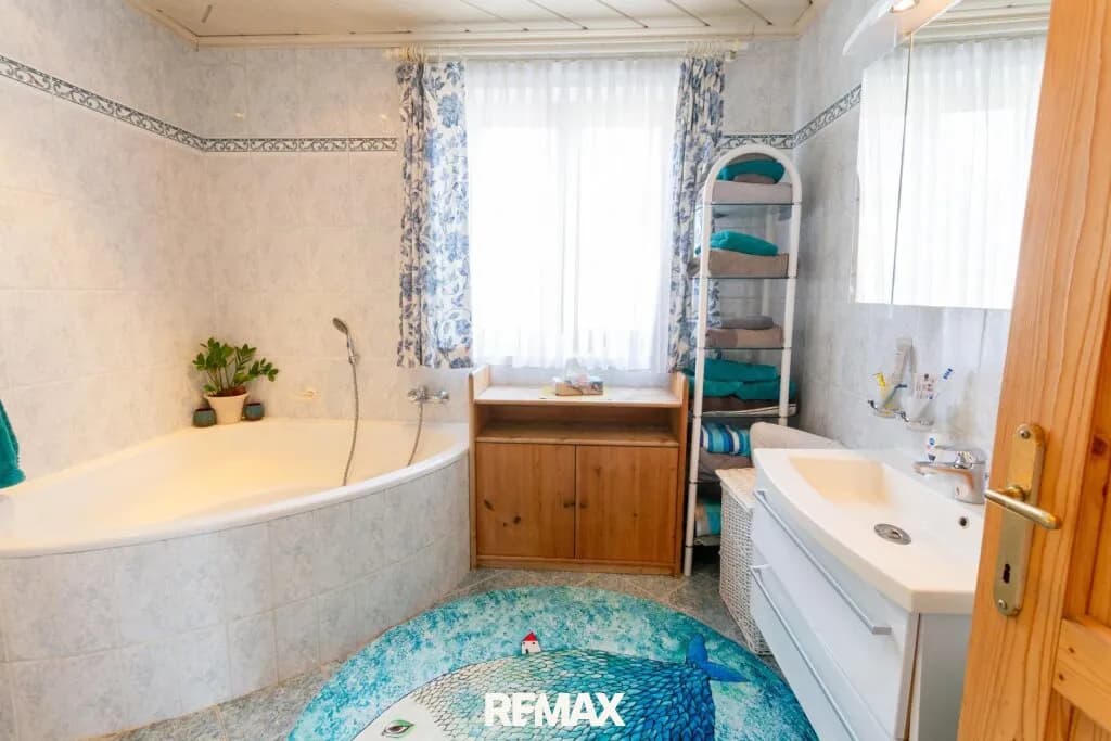 5-Zimmer-Haus kaufen in Krems Land – 143 m², € 398.000 – Bild 9 von 28