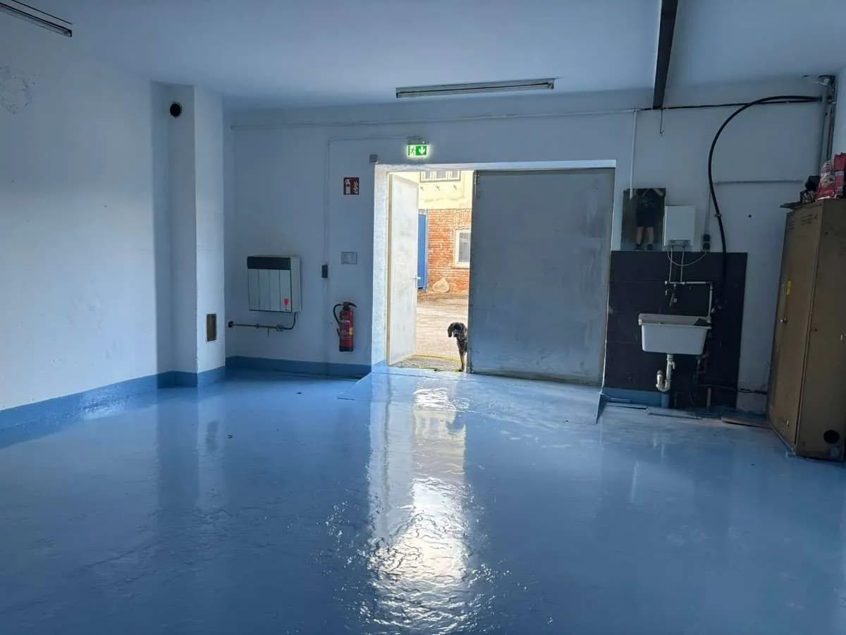 1-Zimmer-Gewerbeimmobilie mieten in Wels-Land – 41 m², € 280