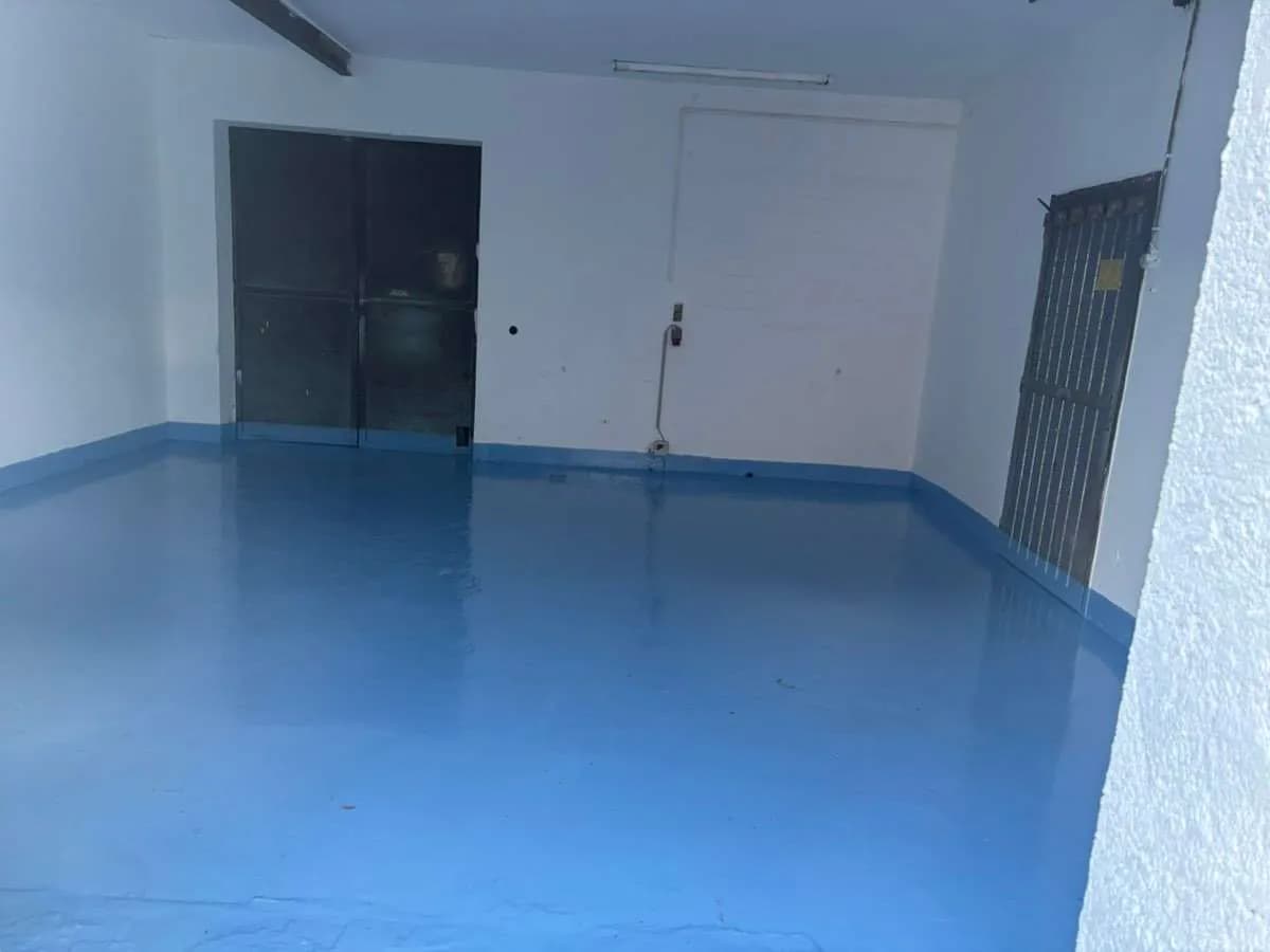 1-Zimmer-Gewerbeimmobilie mieten in Wels-Land – 41 m², € 280 – Bild 2 von 2