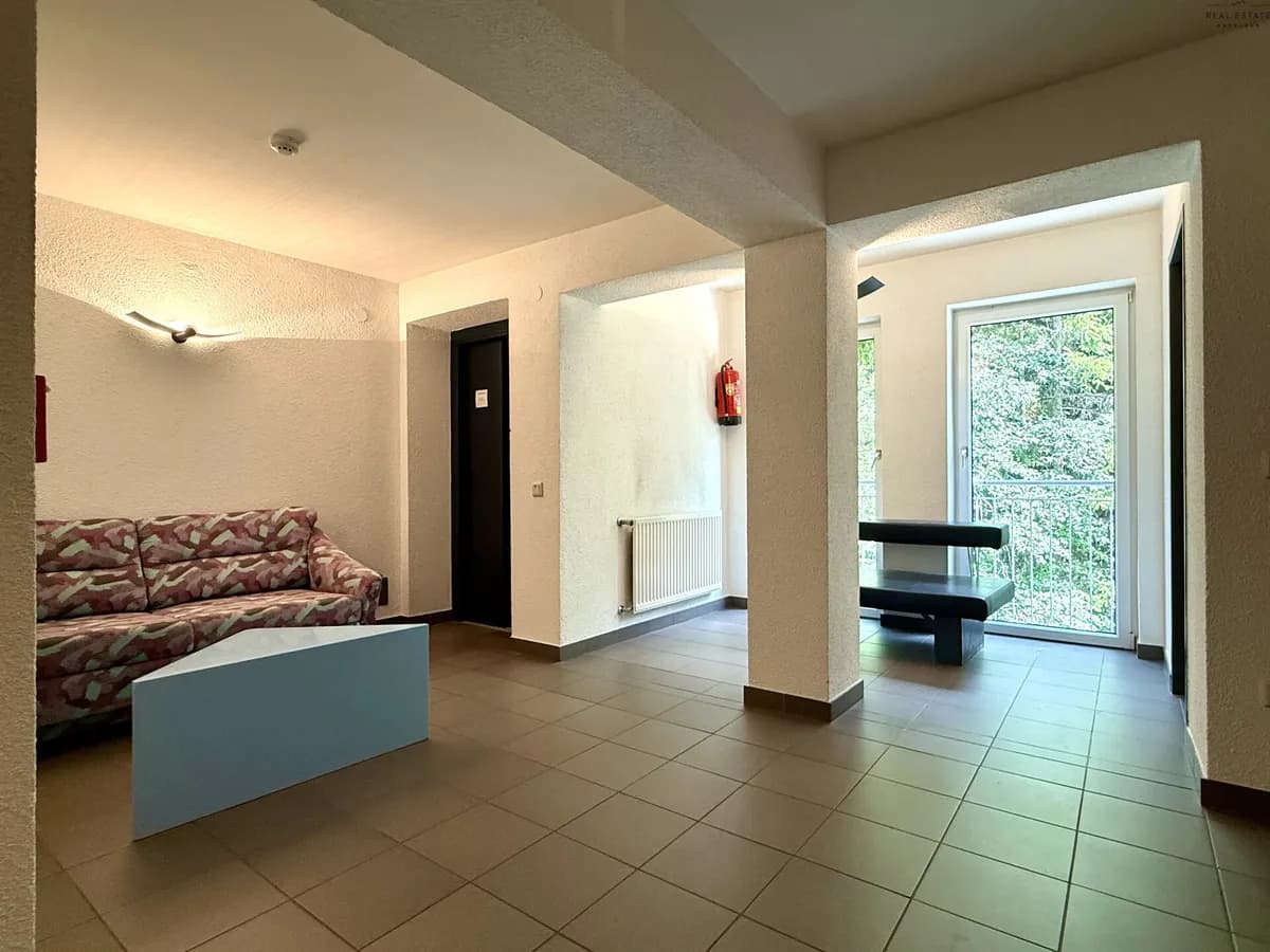 20-Zimmer-Gewerbeimmobilie kaufen in Imst – 1 376 m², € 995.000 – Bild 25 von 29