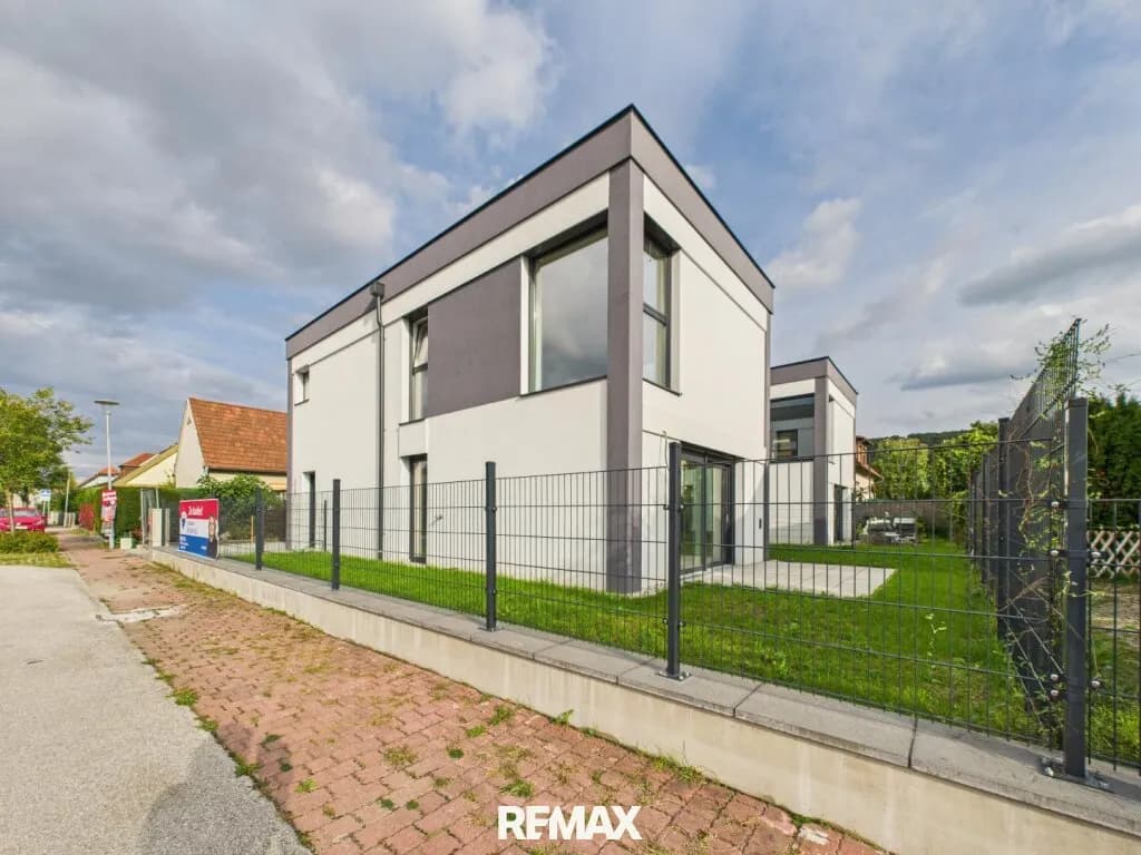 4-Zimmer-Haus kaufen in Neunkirchen – 107 m², € 349.000 – Bild 3 von 13