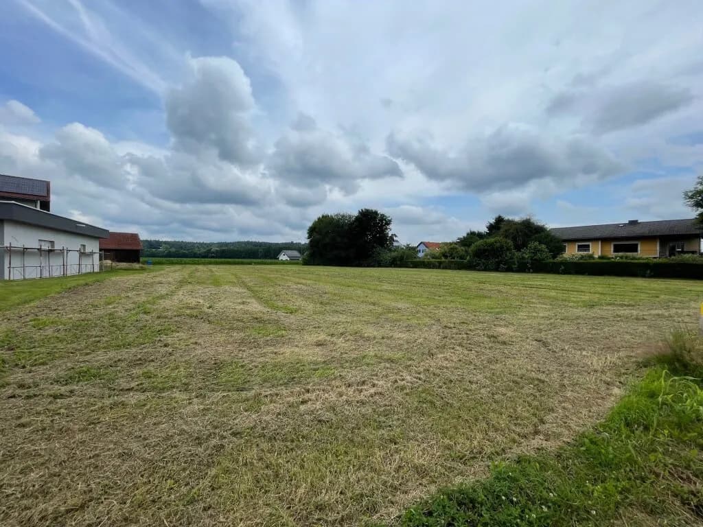 Grundstück kaufen in Deutschlandsberg – 2 911 m², € 320.000