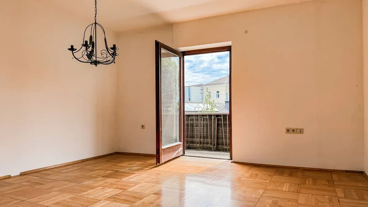 6-Zimmer-Gewerbeimmobilie kaufen in Vöcklabruck – 185 m², € 325.000 – Bild 16 von 23