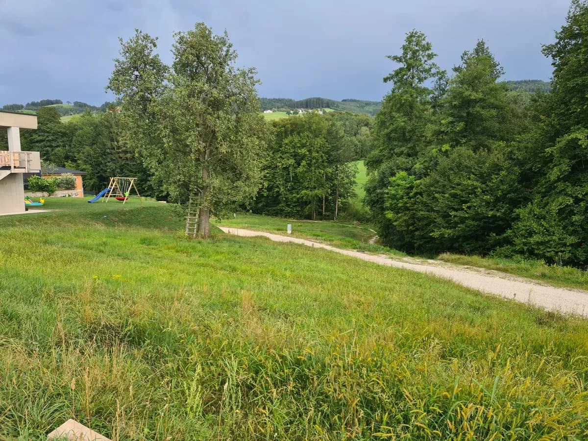 Grundstück kaufen in Amstetten – 813 m², € 49.000 – Bild 2 von 2