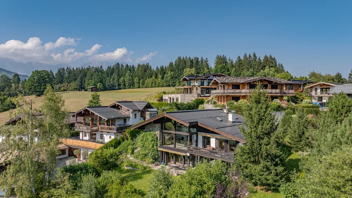 8-Zimmer-Immobilie kaufen in Kitzbühel – 340 m², € 5.500.000 – Bild 2 von 29
