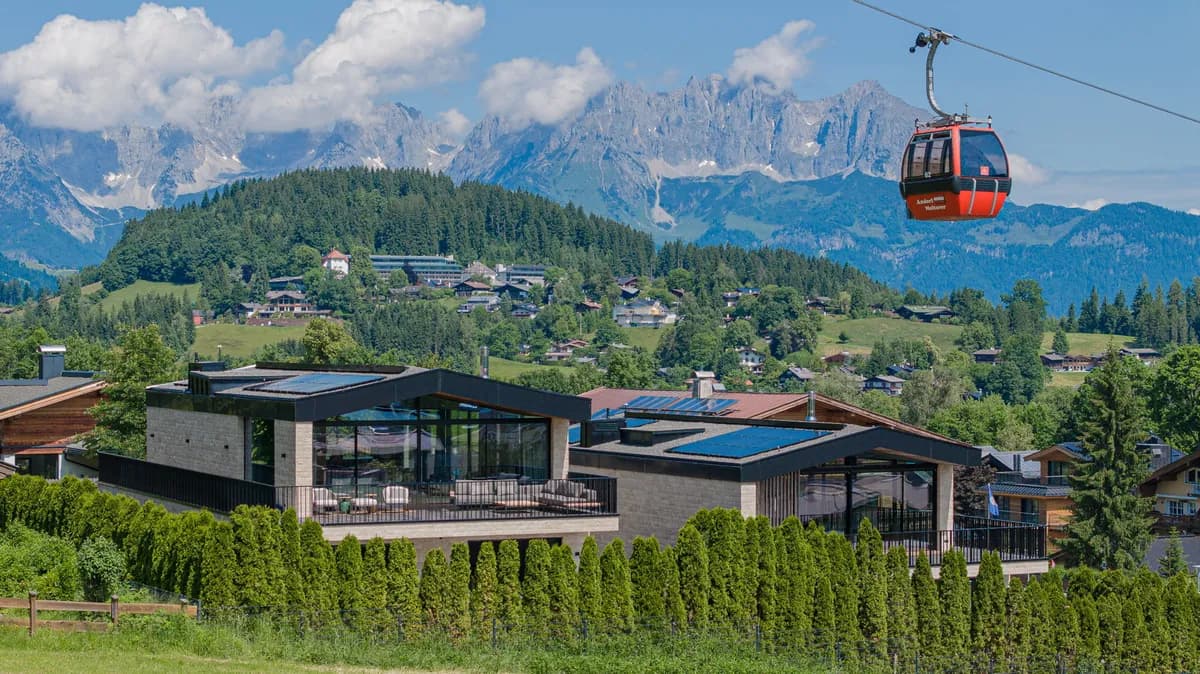 5-Zimmer-Immobilie kaufen in Kitzbühel – 426 m², € 14.900.000 – Bild 2 von 5