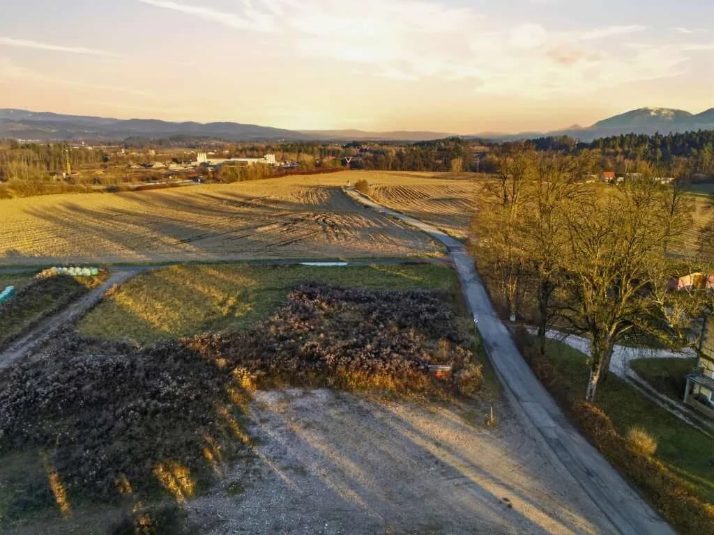 Grundstück kaufen in Klagenfurt – 1 350 m² – Bild 23 von 30