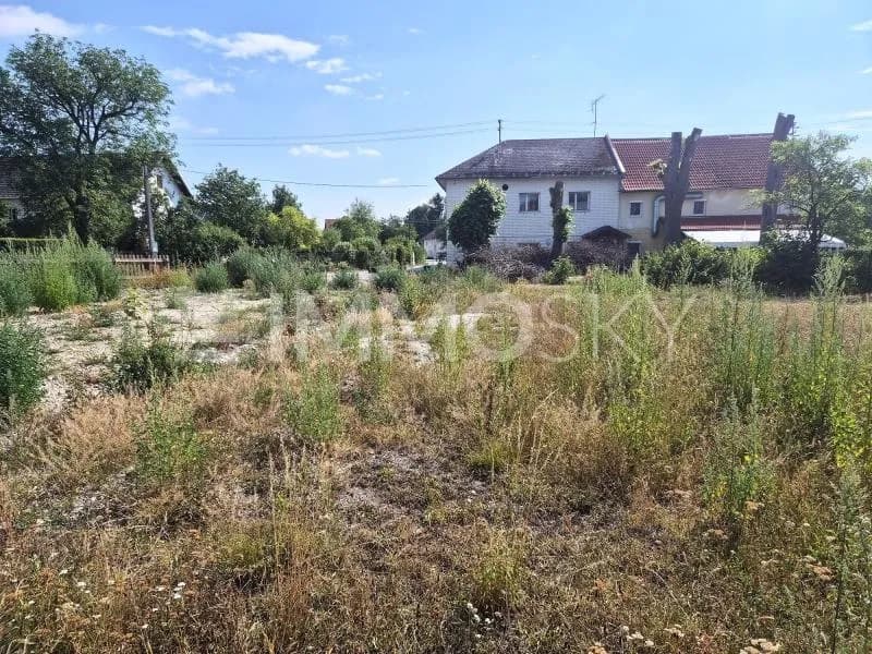 Grundstück kaufen in Wels-Land – 585 m², € 219.000