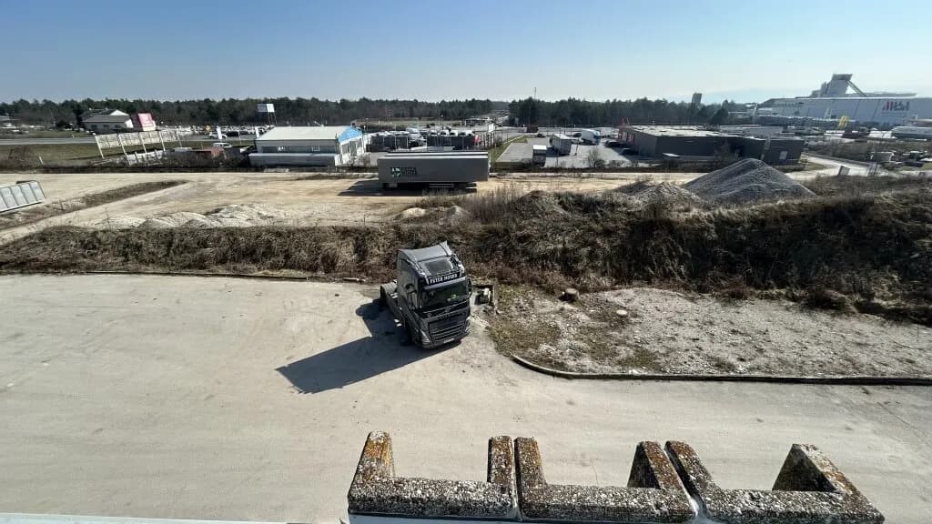 Gewerbeimmobilie kaufen in Wiener Neustadt Land – € 6.000.000 – Bild 12 von 40
