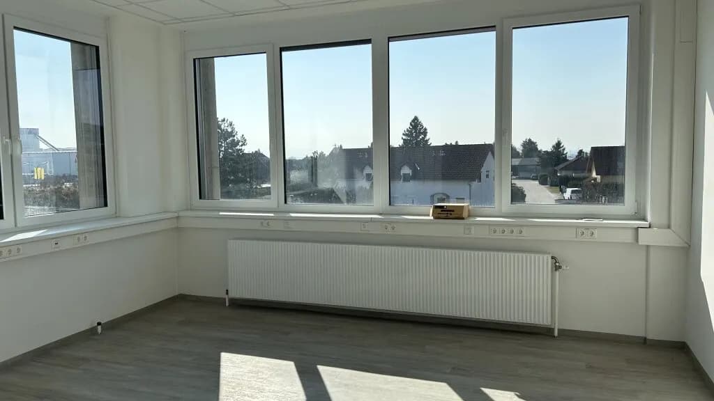 Gewerbeimmobilie kaufen in Wiener Neustadt Land – € 6.000.000 – Bild 35 von 40