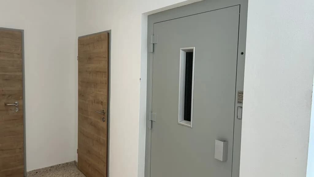 Gewerbeimmobilie kaufen in Wiener Neustadt Land – € 6.000.000 – Bild 39 von 40