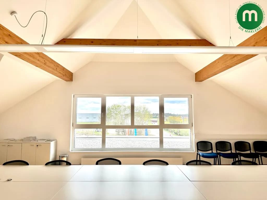Gewerbeimmobilie mieten in Mödling – 1 390 m², € 11.780