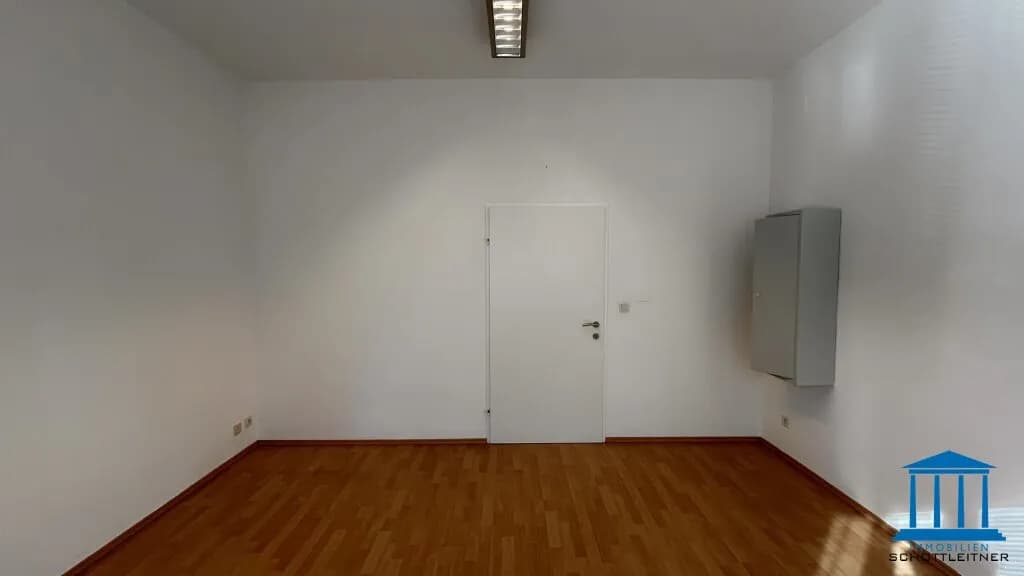 4-Zimmer-Gewerbeimmobilie mieten in Wiener Neustadt – 111 m², € 880 – Bild 10 von 22
