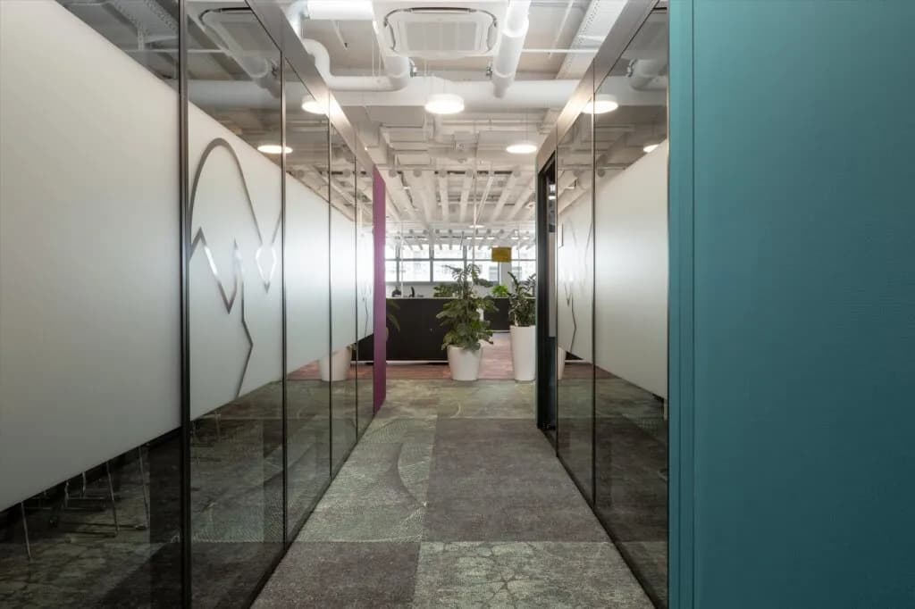 Gewerbeimmobilie mieten in Innsbruck-Land – 2 800 m² – Bild 3 von 7