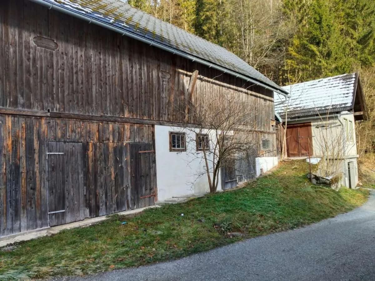 Grundstück kaufen in Amstetten – 1 335 m², € 74.000 – Bild 2 von 3