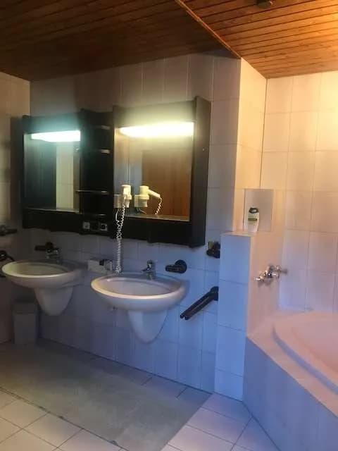 7-Zimmer-Haus kaufen in Deutschlandsberg – 364 m², € 980.000 – Bild 15 von 24