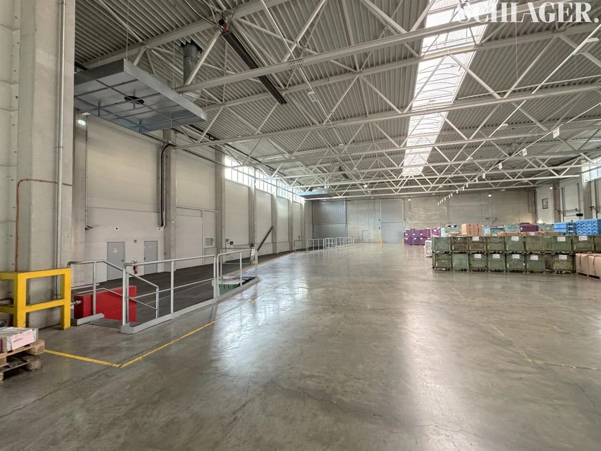 Gewerbeimmobilie mieten in Graz – 1 000 m² – Bild 1 von 4
