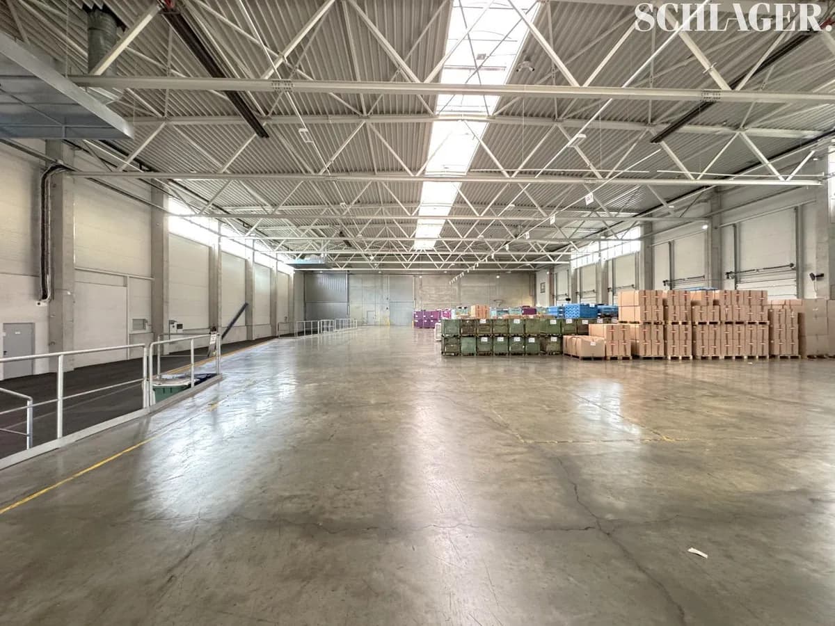 Gewerbeimmobilie mieten in Graz – 1 000 m² – Bild 2 von 4