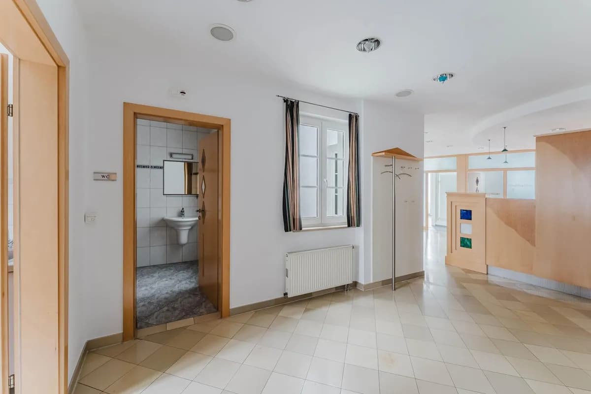 Gewerbeimmobilie kaufen in Gmunden – 846 m² – Bild 25 von 39