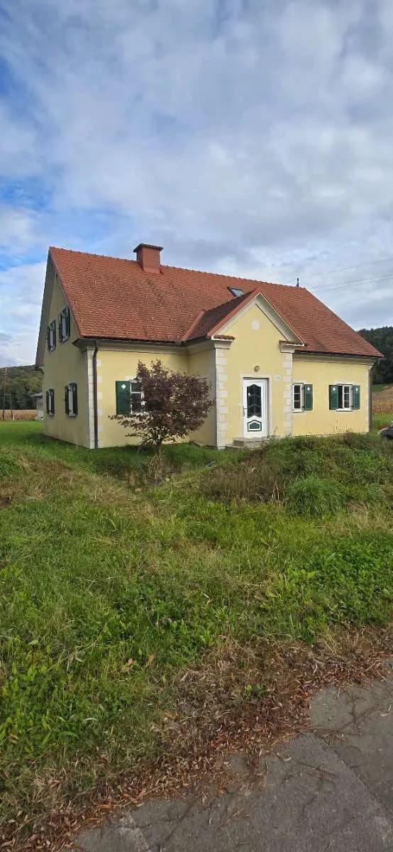 5-Zimmer-Wohnung mieten in Südoststeiermark – 110 m², € 8