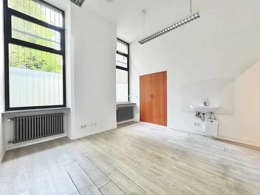 9-Zimmer-Gewerbeimmobilie mieten in Wien – 179 m², € 1.990 – Bild 6 von 15