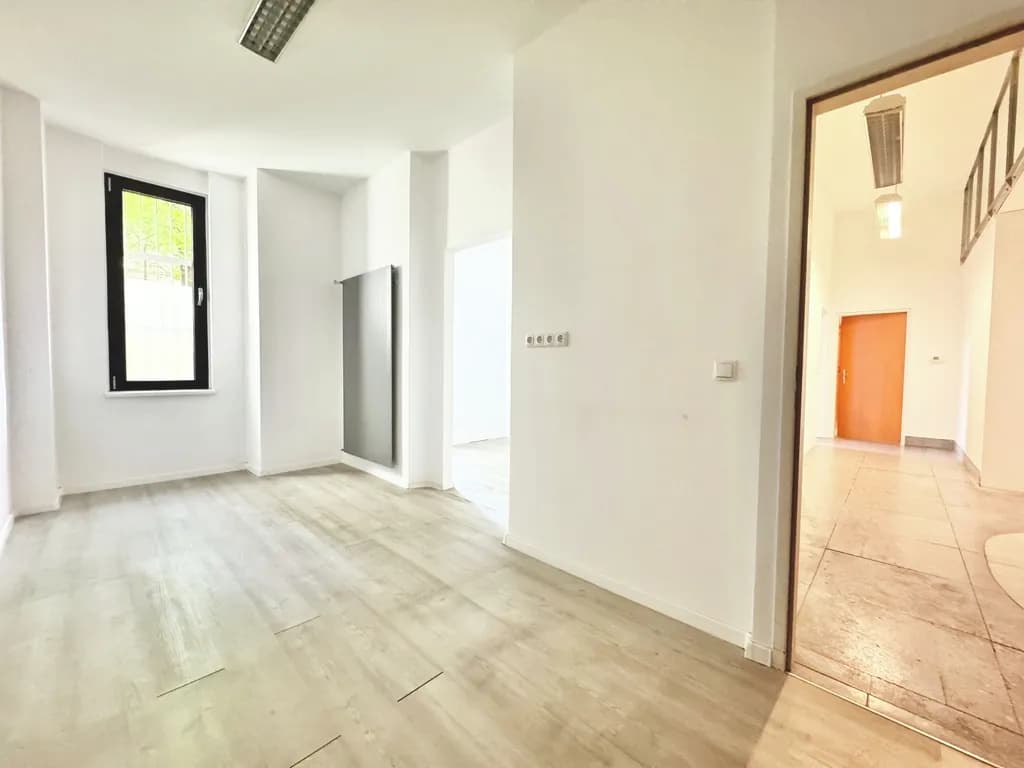 9-Zimmer-Gewerbeimmobilie mieten in Wien – 179 m², € 1.990 – Bild 9 von 15