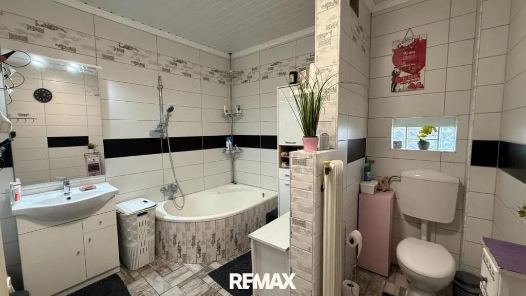 6-Zimmer-Haus kaufen in Güssing – 177 m², € 199.000 – Bild 18 von 38