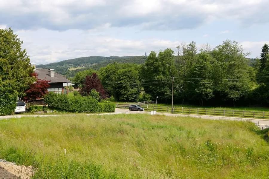 Grundstück kaufen in Klagenfurt Land – 867 m², € 180.000