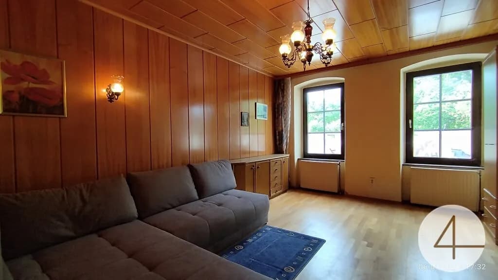 Haus kaufen in Krems Land – 1 238 m², € 250.000 – Bild 3 von 8