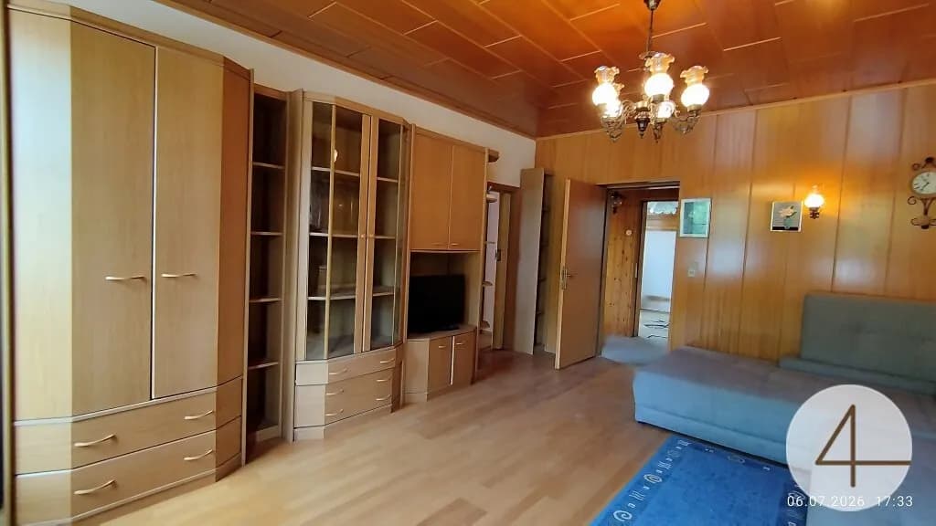 Haus kaufen in Krems Land – 1 238 m², € 250.000 – Bild 5 von 8