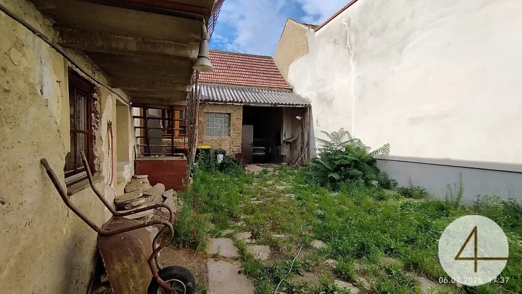 Haus kaufen in Krems Land – 1 238 m², € 250.000 – Bild 6 von 8