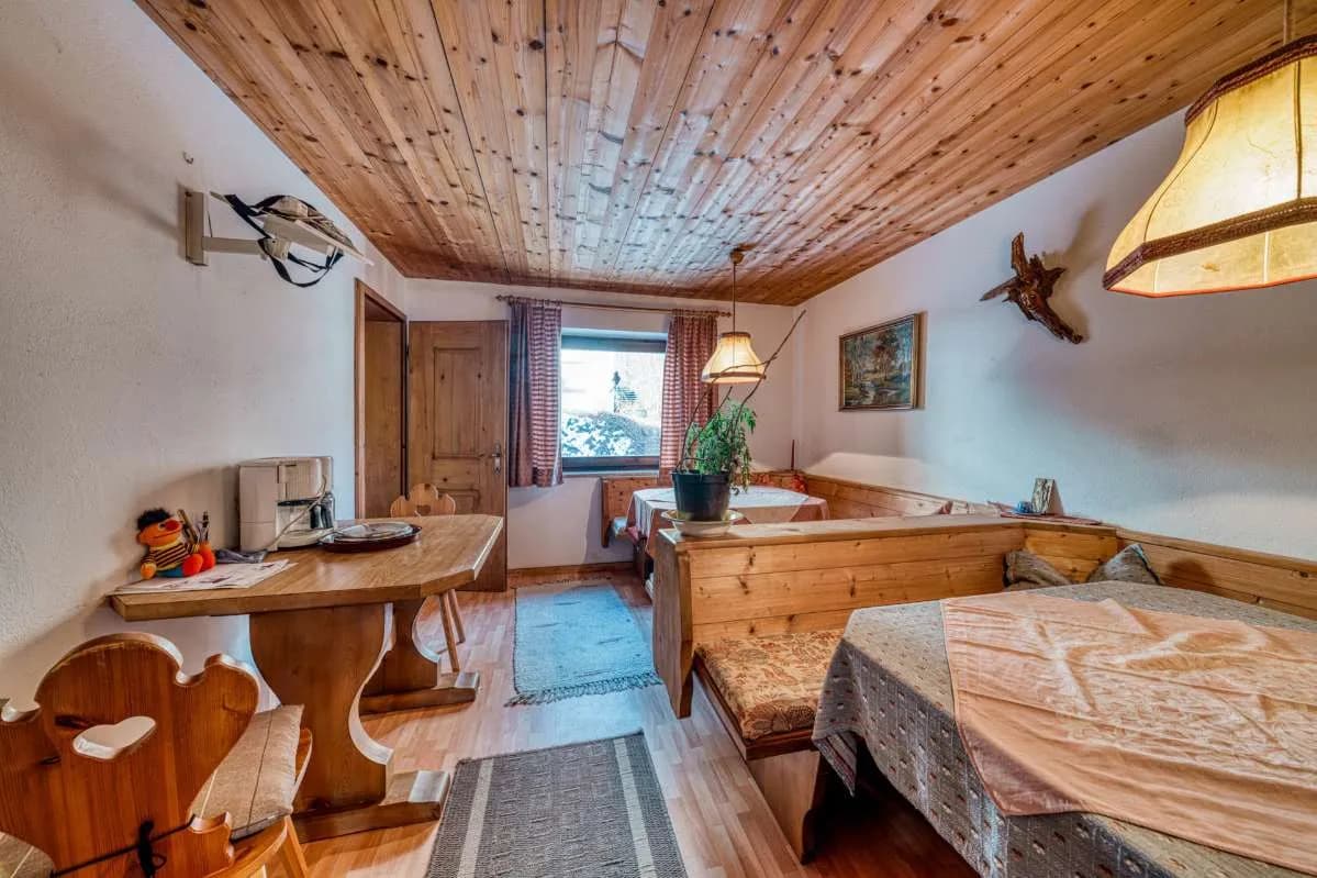 6-Zimmer-Wohnung kaufen in Innsbruck-Land – 160 m², € 390.000