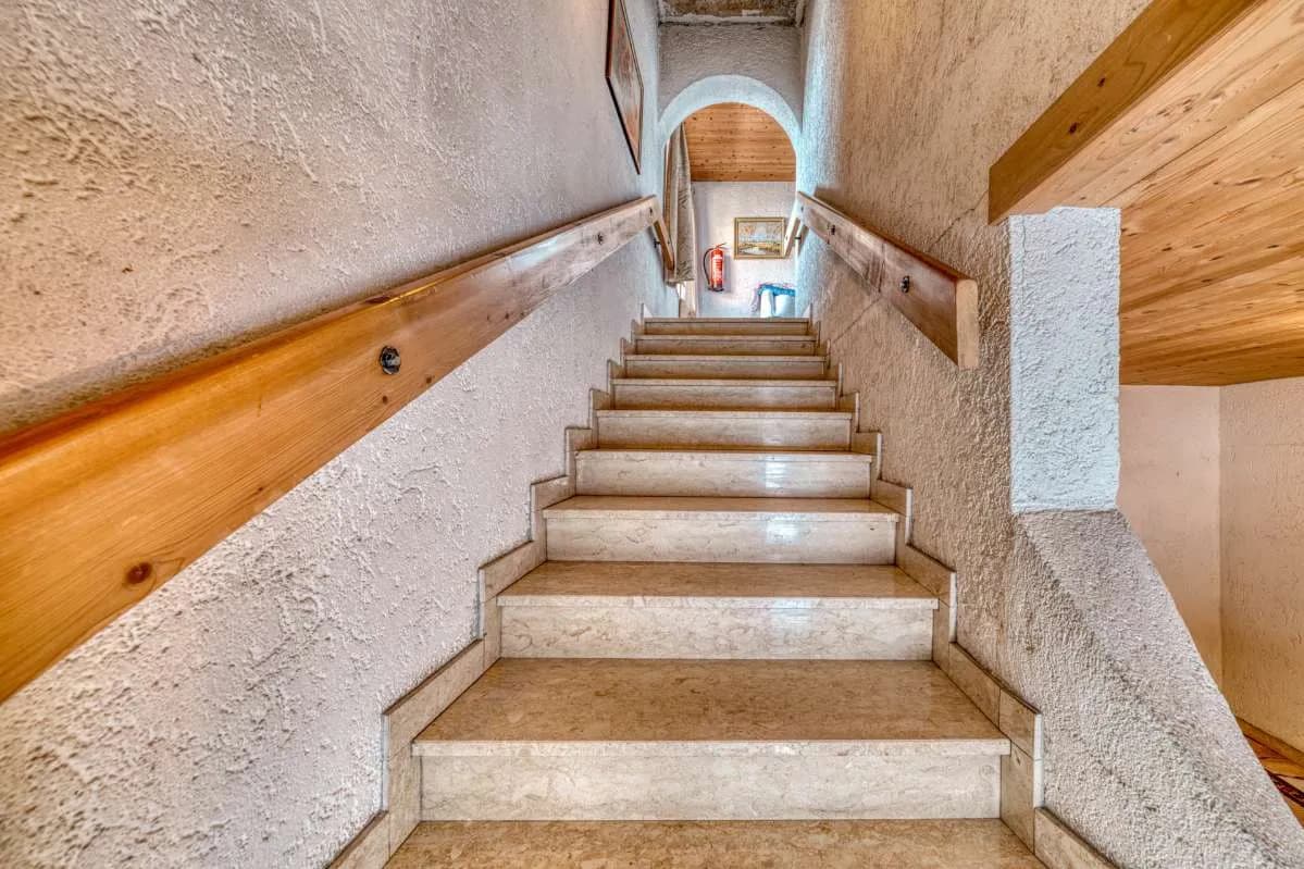 6-Zimmer-Wohnung kaufen in Innsbruck-Land – 160 m², € 390.000 – Bild 3 von 26